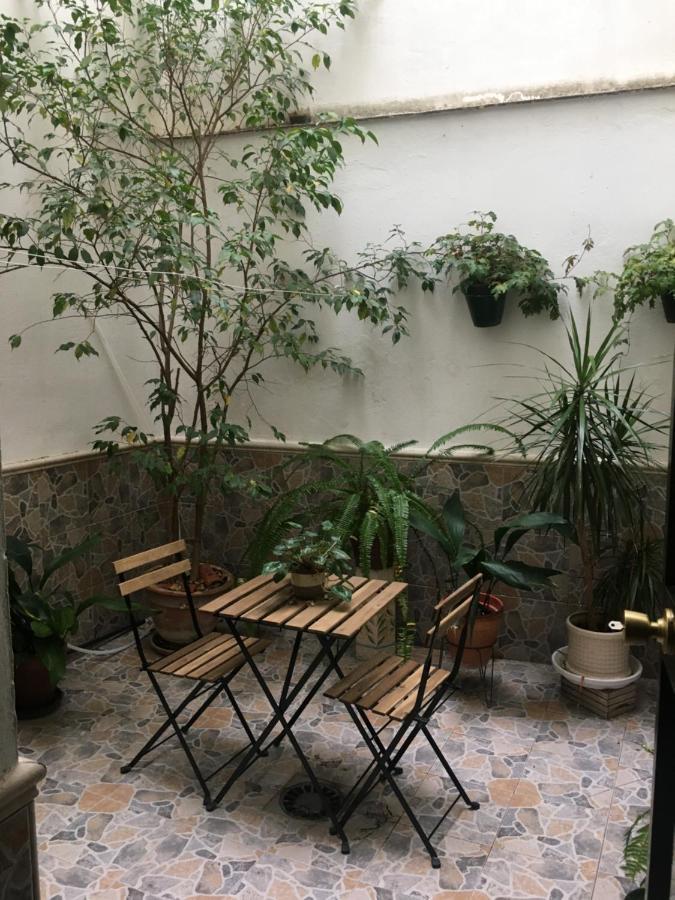 Junto A Casa Pilatos Apartment Севиля Екстериор снимка