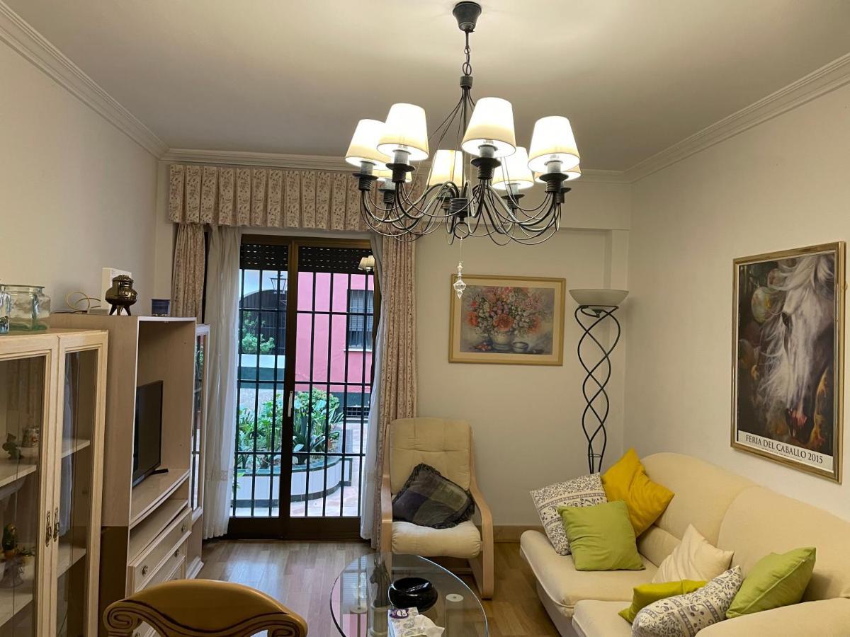 Junto A Casa Pilatos Apartment Севиля Екстериор снимка