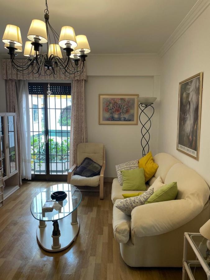 Junto A Casa Pilatos Apartment Севиля Екстериор снимка